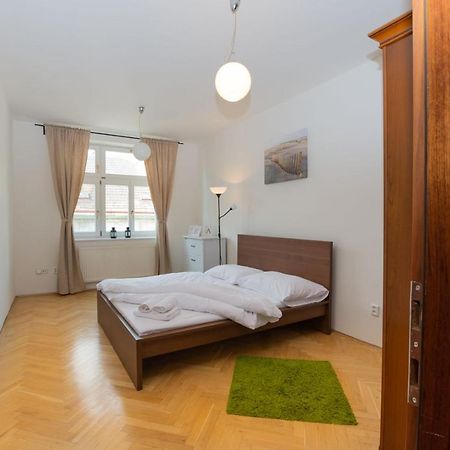 Ambiente Serviced Apartments - Tallerova 브라티슬라바 외부 사진