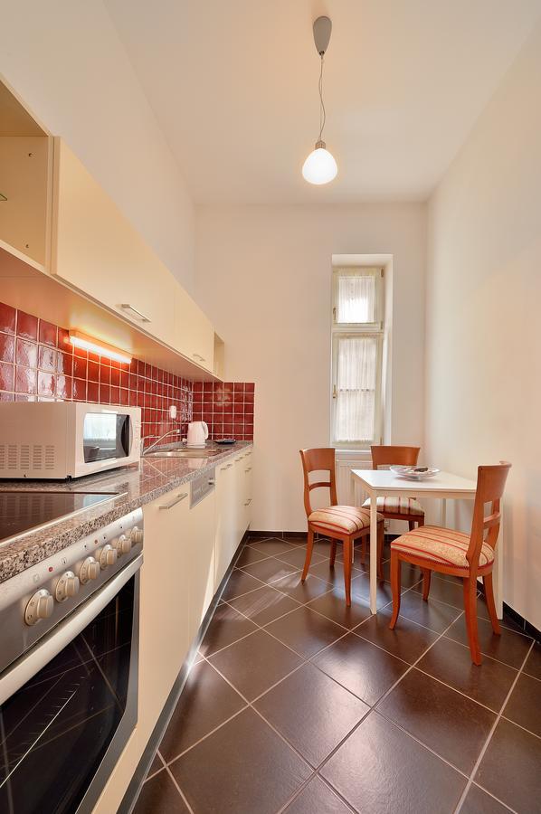 Ambiente Serviced Apartments - Tallerova 브라티슬라바 외부 사진