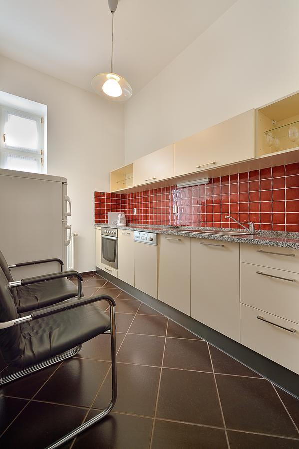Ambiente Serviced Apartments - Tallerova 브라티슬라바 외부 사진