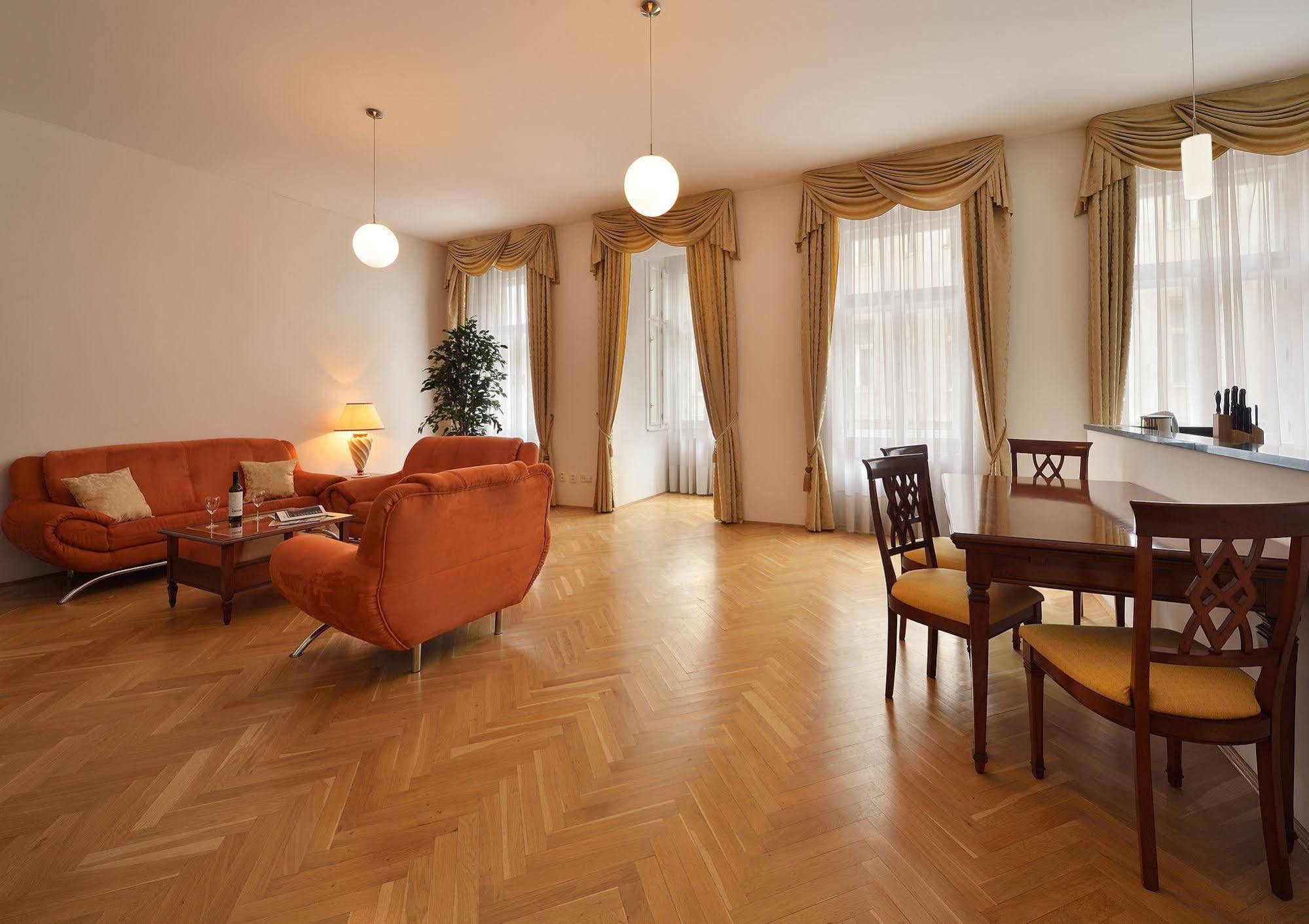 Ambiente Serviced Apartments - Tallerova 브라티슬라바 외부 사진