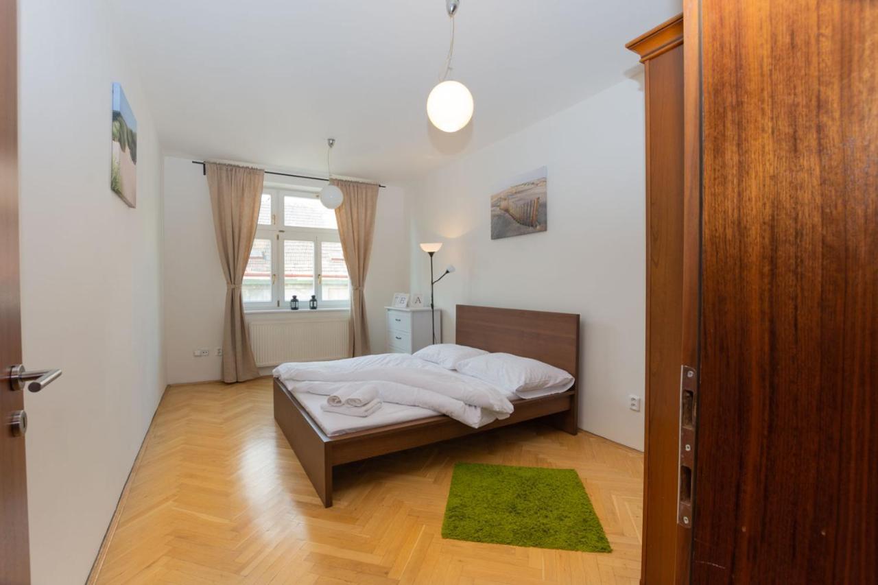 Ambiente Serviced Apartments - Tallerova 브라티슬라바 외부 사진