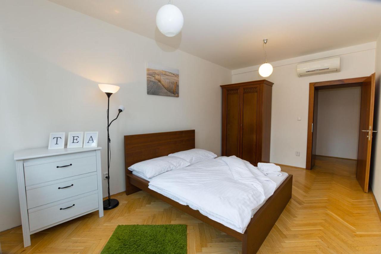 Ambiente Serviced Apartments - Tallerova 브라티슬라바 외부 사진