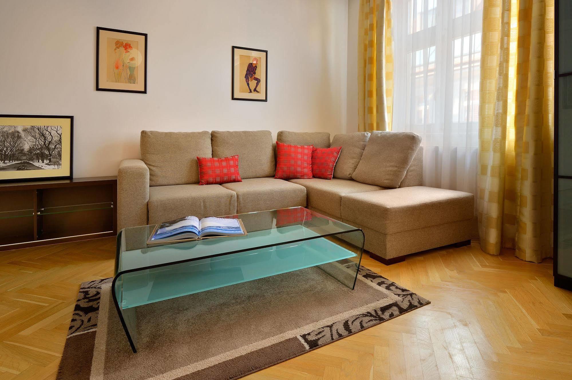 Ambiente Serviced Apartments - Tallerova 브라티슬라바 외부 사진